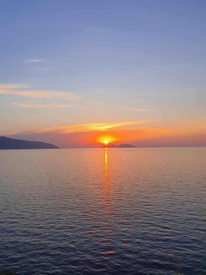 Deni Sea View Apartment Vlorë Exterior foto