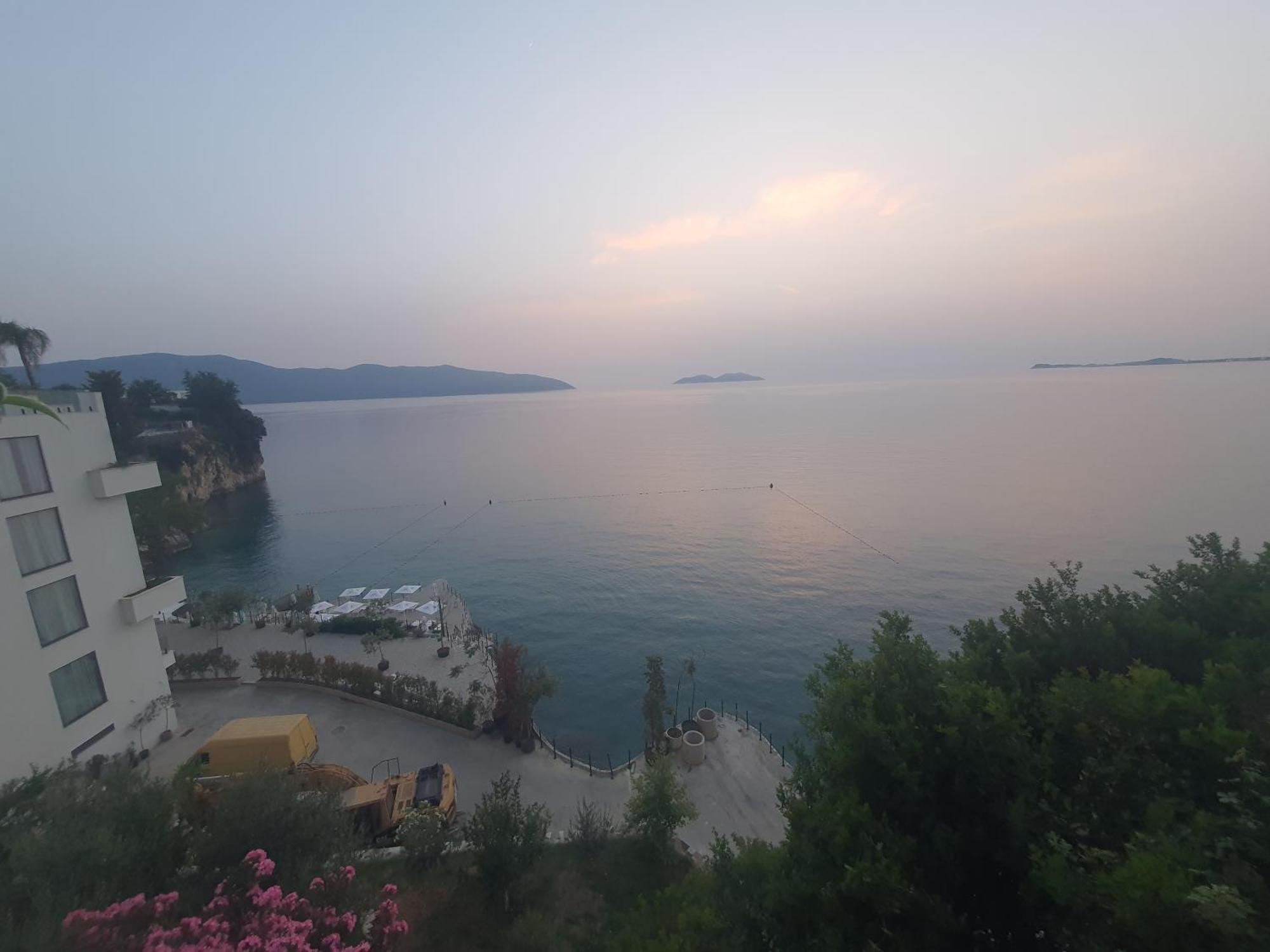Deni Sea View Apartment Vlorë Exterior foto