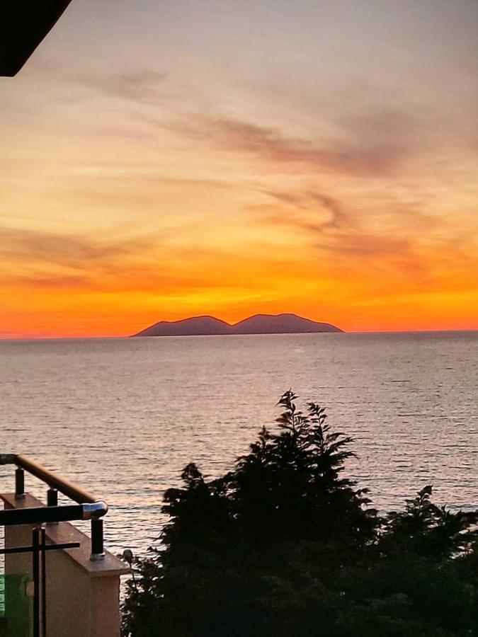 Deni Sea View Apartment Vlorë Exterior foto